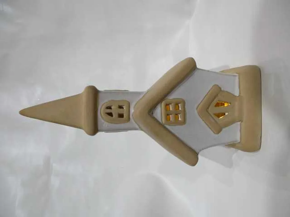 Kościół ceramiczny ledowy 8524004-2LY, rozm. 10,4x8,3x23,5 cm